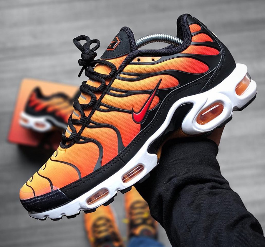 efectivo Aguanieve Temeridad Avis] Nike Air Max Requin Plus OG 2018 'Sunset' Orange Tiger