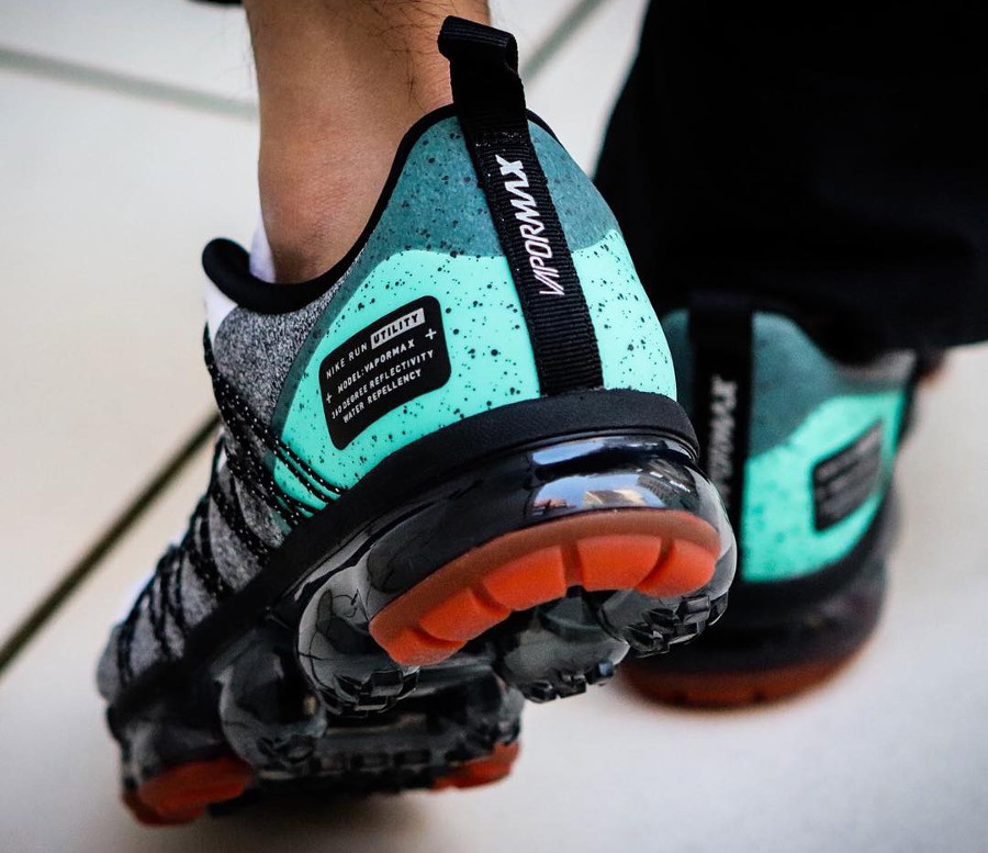 nike vapormax utility tropical