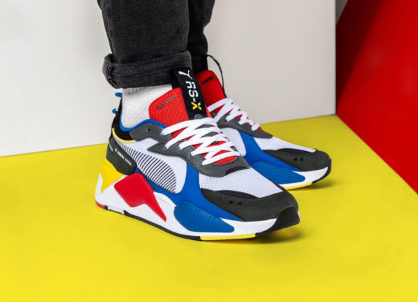 puma bleu et rouge