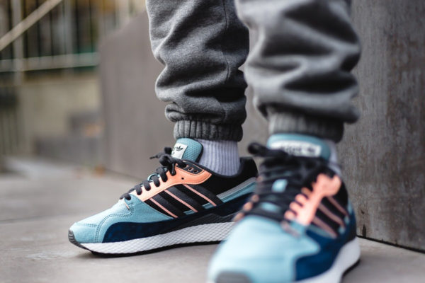 Adidas Ultra Tech Ash Grey Four Clear Orange (4)