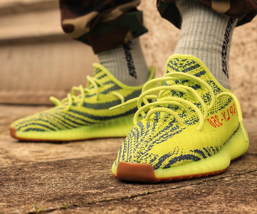 yeezy boost 350 v2 frozen yellow on feet