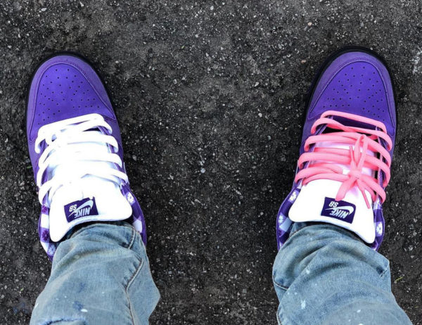 purple lobster on feet