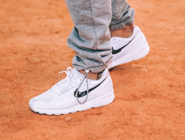 Fear of God x Nike Air Skylon II blanche White Sail Light Bone (3)