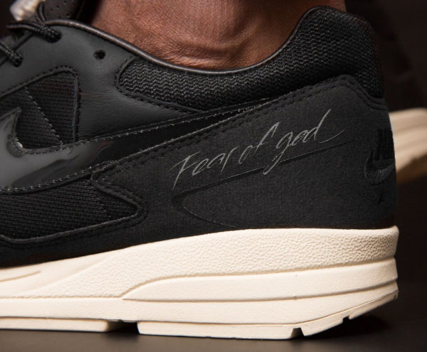 Fear of God x Nike Air Skylon II noire Black Sail Fossil (1)