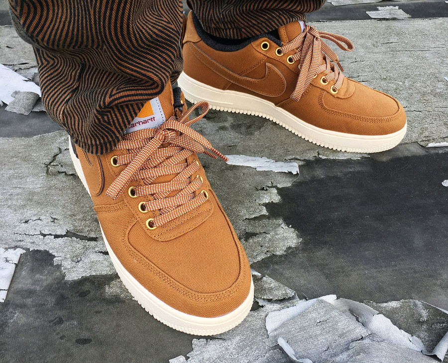 nike air force 1 carhartt on feet