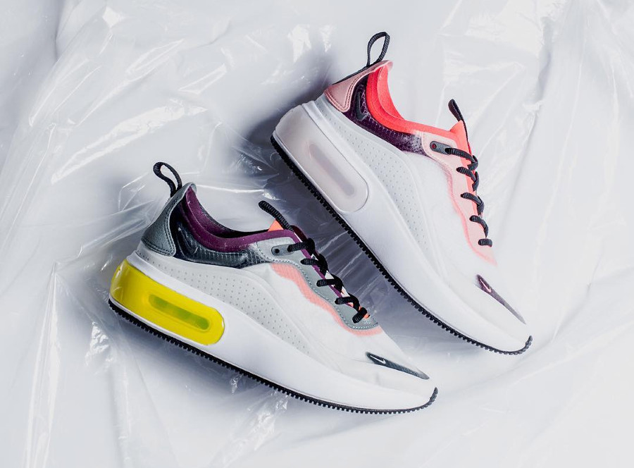 Nike Air Max Dia SE Off White Pink et Aviator Grey (quickstrike)