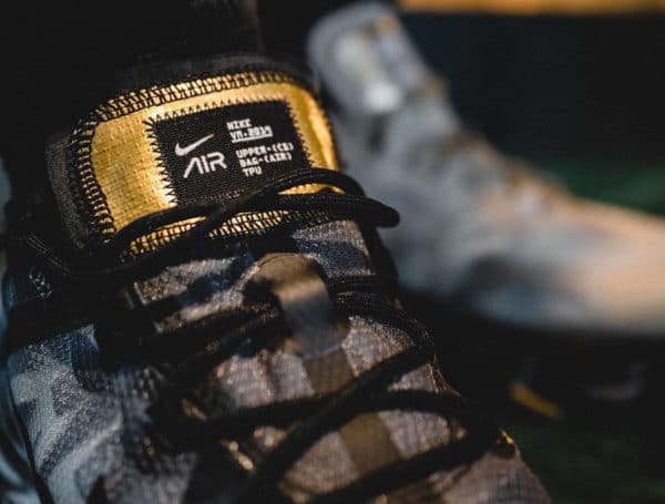 Nike Air Vapormax 19 Homme Black Metallic Gold' (1)