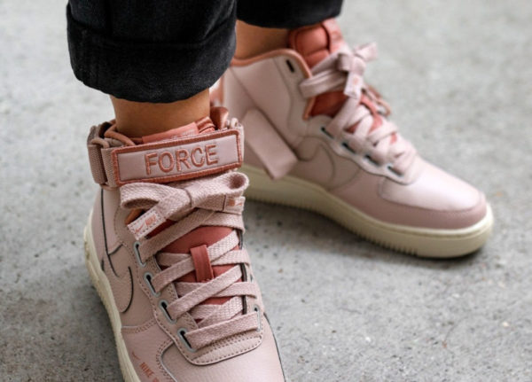 Nike Wmns Air Force 1 High Utility Rose Particle Beige on feet