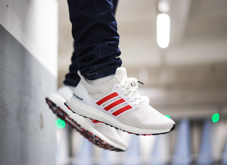 ultra boost blanche et rouge