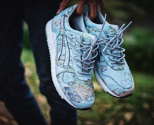 asics world map shoes