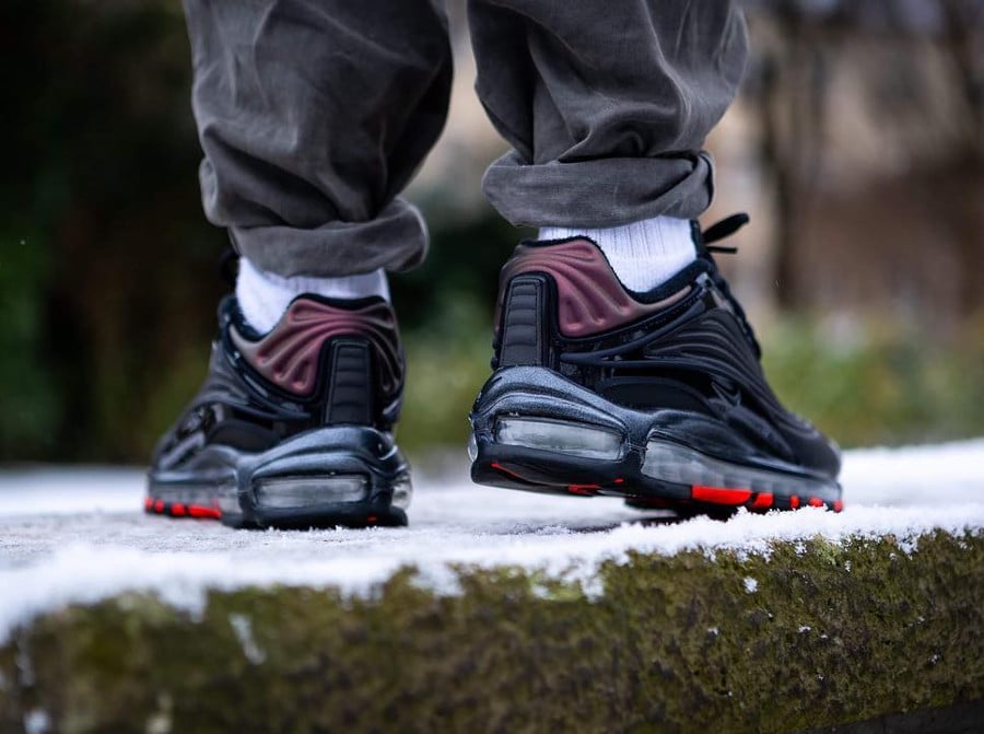 Air Max Deluxe SE 'Black Crimson' | lupon.gov.ph