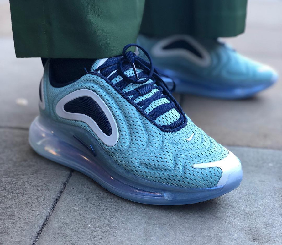 nike air max 720 northern lights day