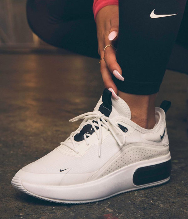 Avis : Nike Air Max Dia blanche Summit White Black (AQ4312-100)