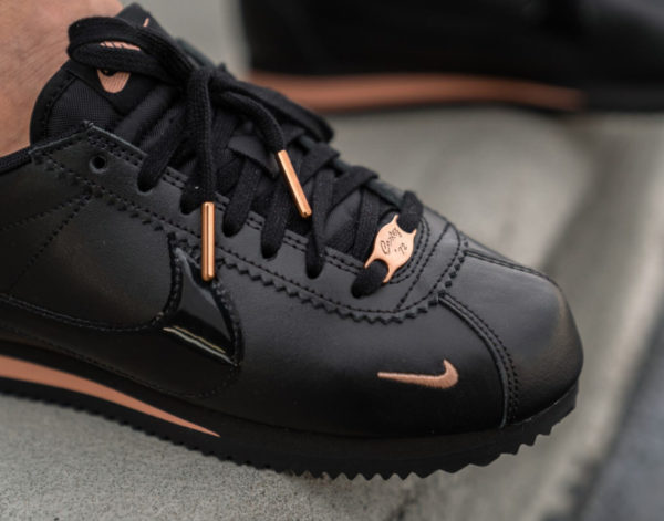 Nike Womens Classic Cortez PRM Black Rose Gold  (3)