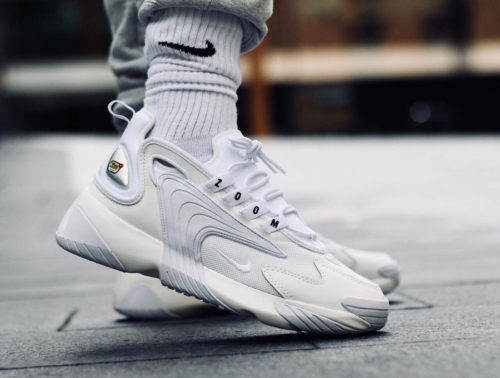 nike zoom gravity 2 on feet