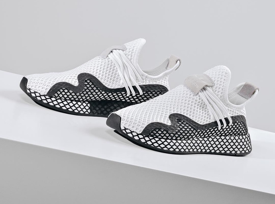 Adidas Deerupt S blanche et noire (1)