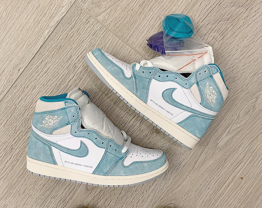 Aj1 sp19 hotsell