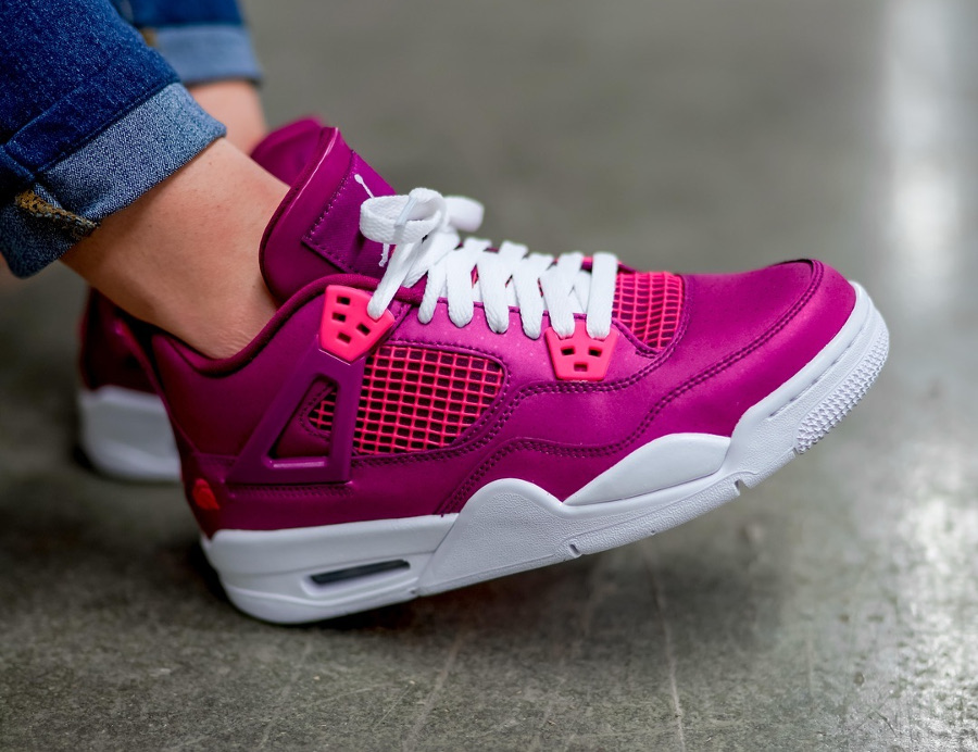 retro 4 valentine's day