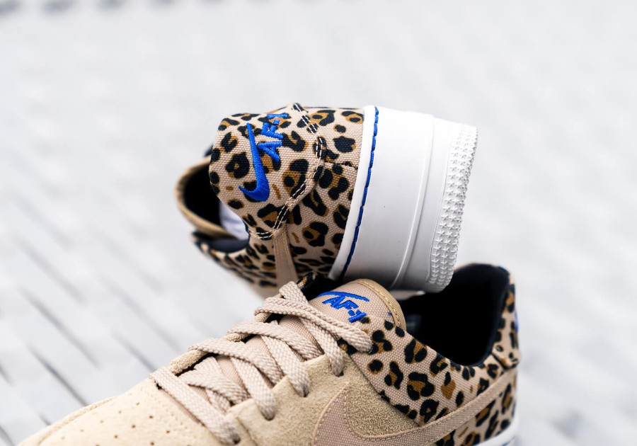 Nike Wmns Leopard Safari Desert Ore 