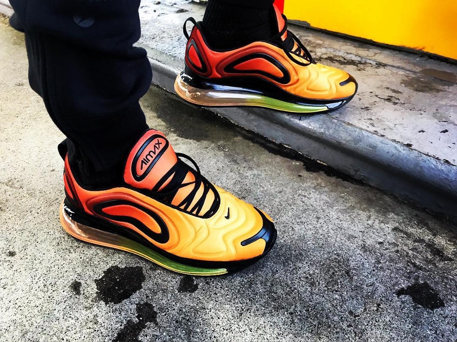 air max 720 total orange