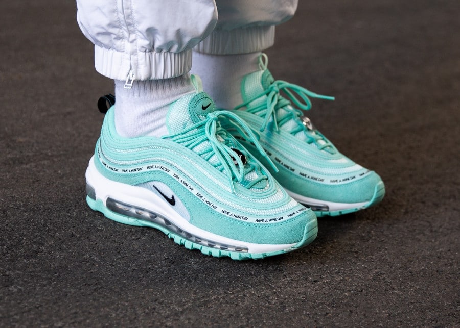 turquoise nike air max 97