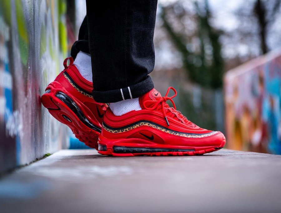 Peregrination formule Drijvende kracht Faut il acheter la Nike Wmns Air Max 97 Leopard University Red Black ?