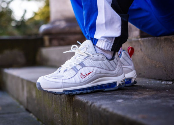 Faut-il acheter la Nike Air Max 98 Futur Summit White CD1538-100 ?