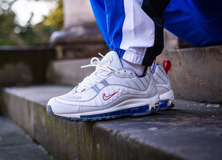 Nike Air Max 98 Summit White University Red Racer Blue