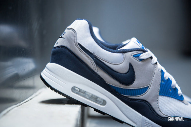 air max light og
