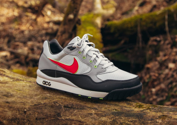 nike acg wildwood pure platinum