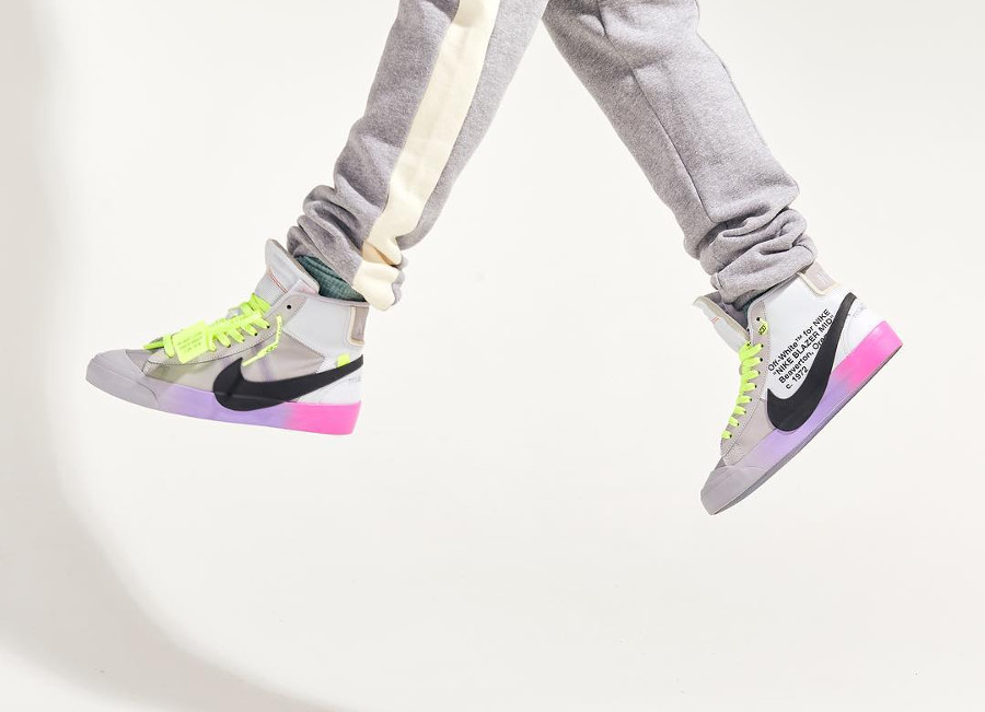 Nike Blazer Off White grise avec un dégradé rose et violet (5)