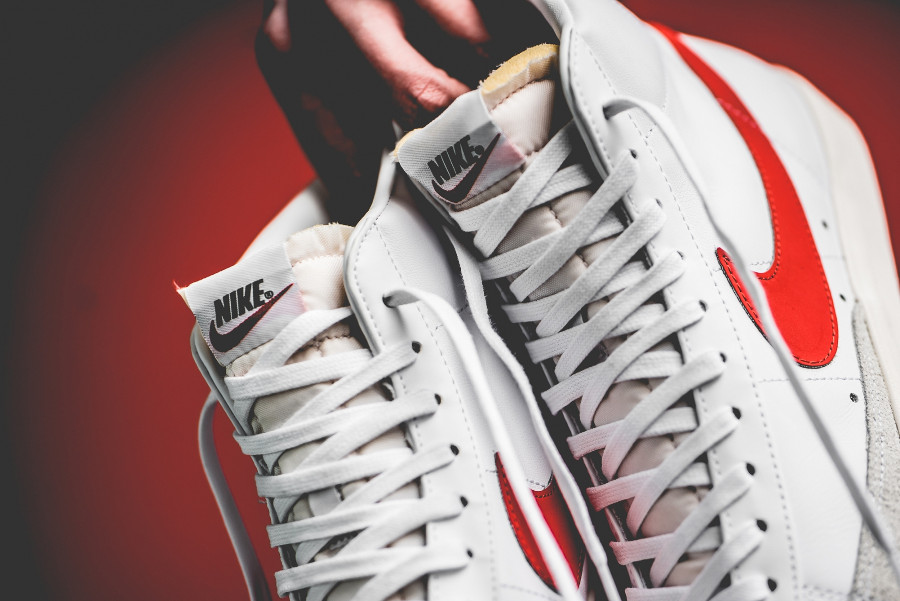 Nike Blazer vintage mi-montante blanche et rouge (2)