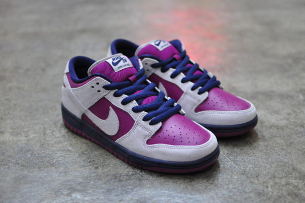 Nike SB Dunk Low Pro Burgundy Maroon Grey (1)