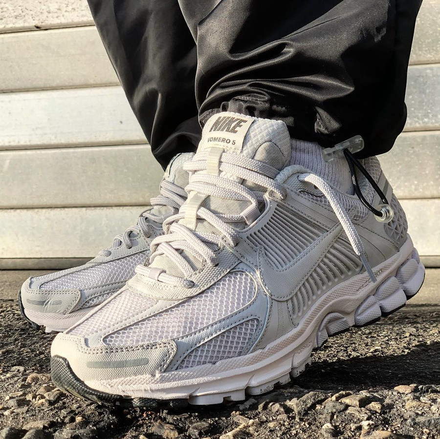 nike zoom vomero 5 vast grey