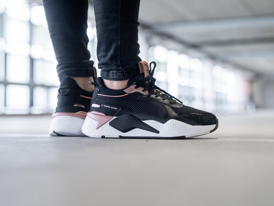 puma rsx pink and black