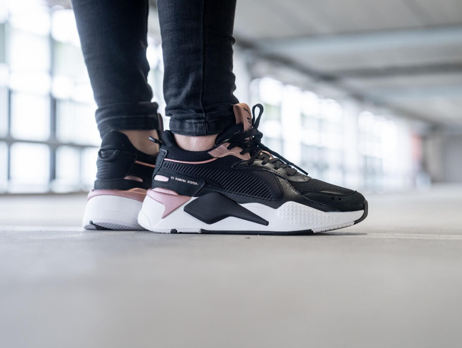 puma rsx noir et doré