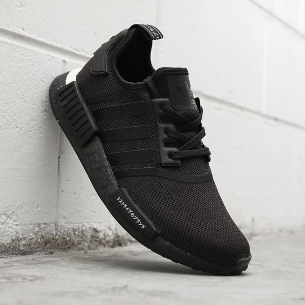 Faut il acheter la Adidas NMD R1 Japan Boost Black 2019 BD7754