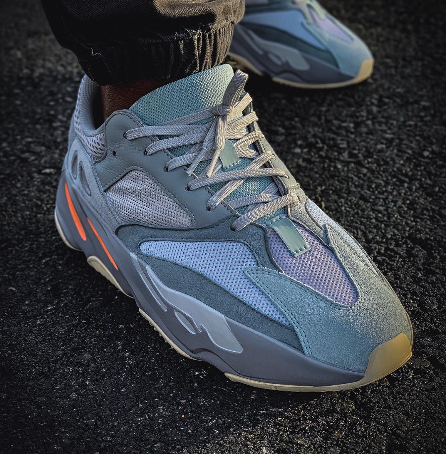 yeezy boost 700 inertia prix