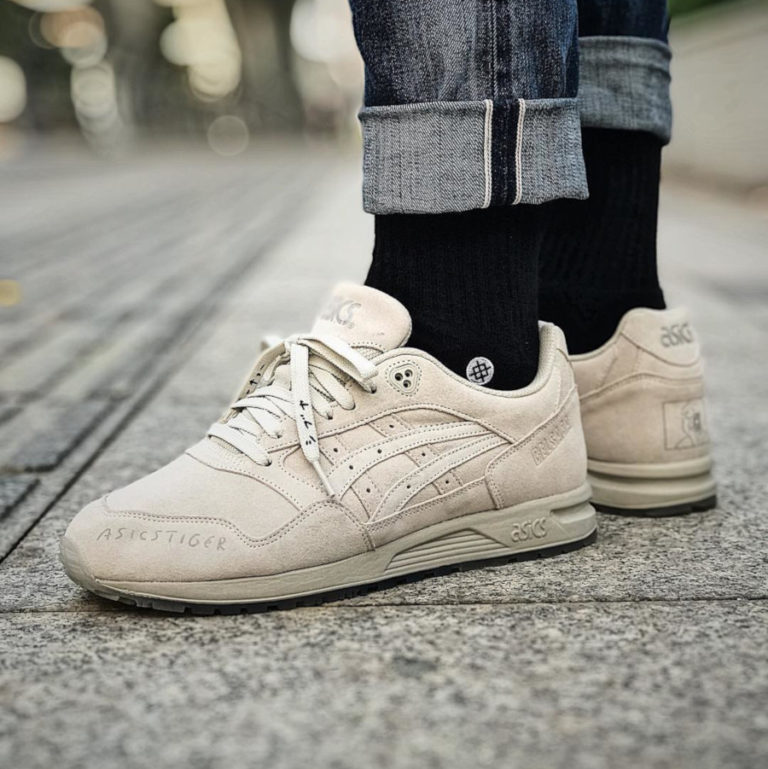 asics hypergel kenzen white