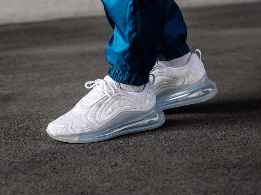 Nike Air Max 720 blanche White Pure Platinum AO2924-100