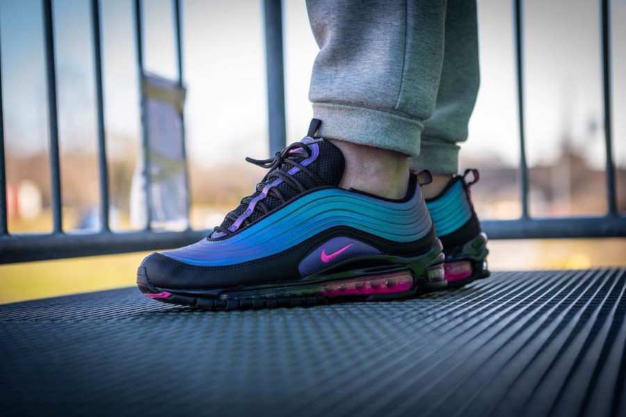 black laser fuchsia air max 97