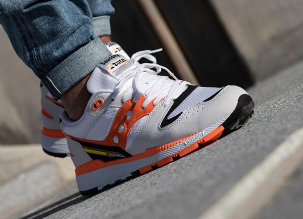 Saucony Azura 2019 White Orange Black S704372