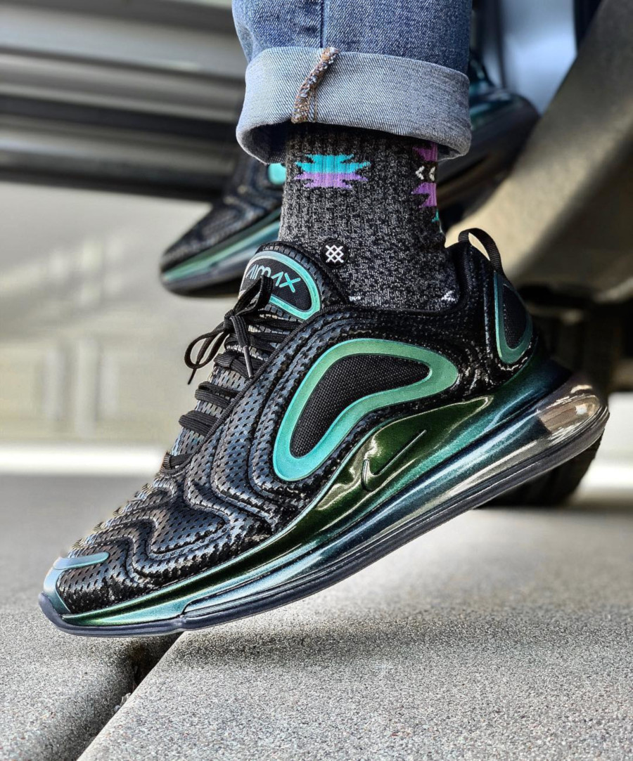 air max 720 throwback future on feet