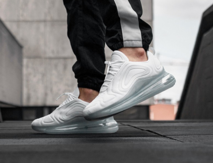 nike air max 720 white platinum