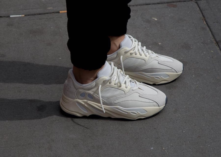 yeezy 700 blanche prix