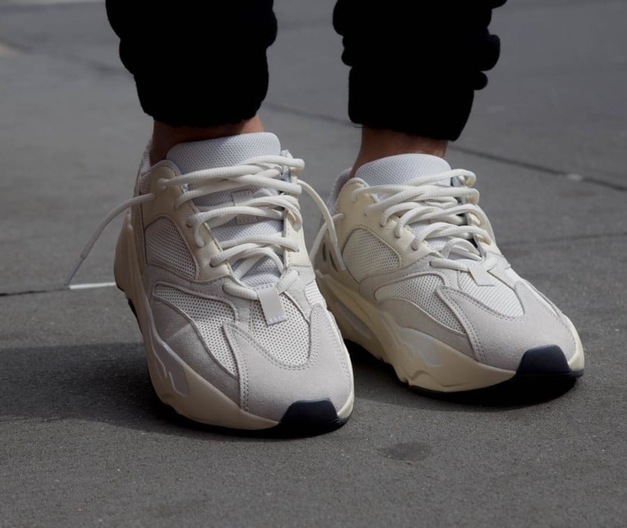 yeezy 700 blanche femme