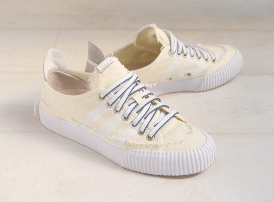 adidas nizza beige