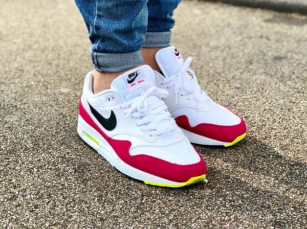 nike air max 1 white black volt rush pink