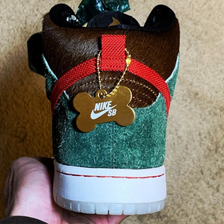 nike sb dunk high pro qs walk the dog