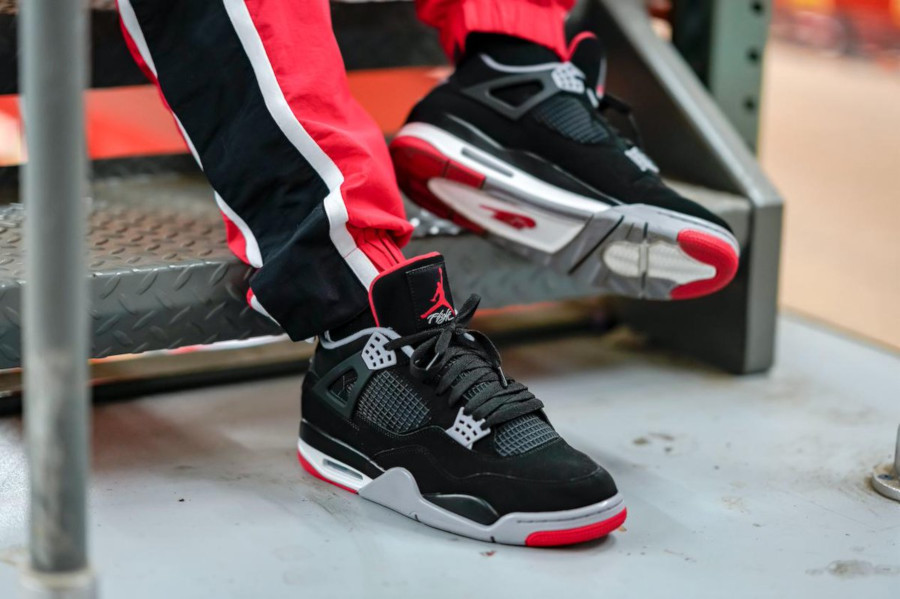 jordan 4 bred 2019 on feet